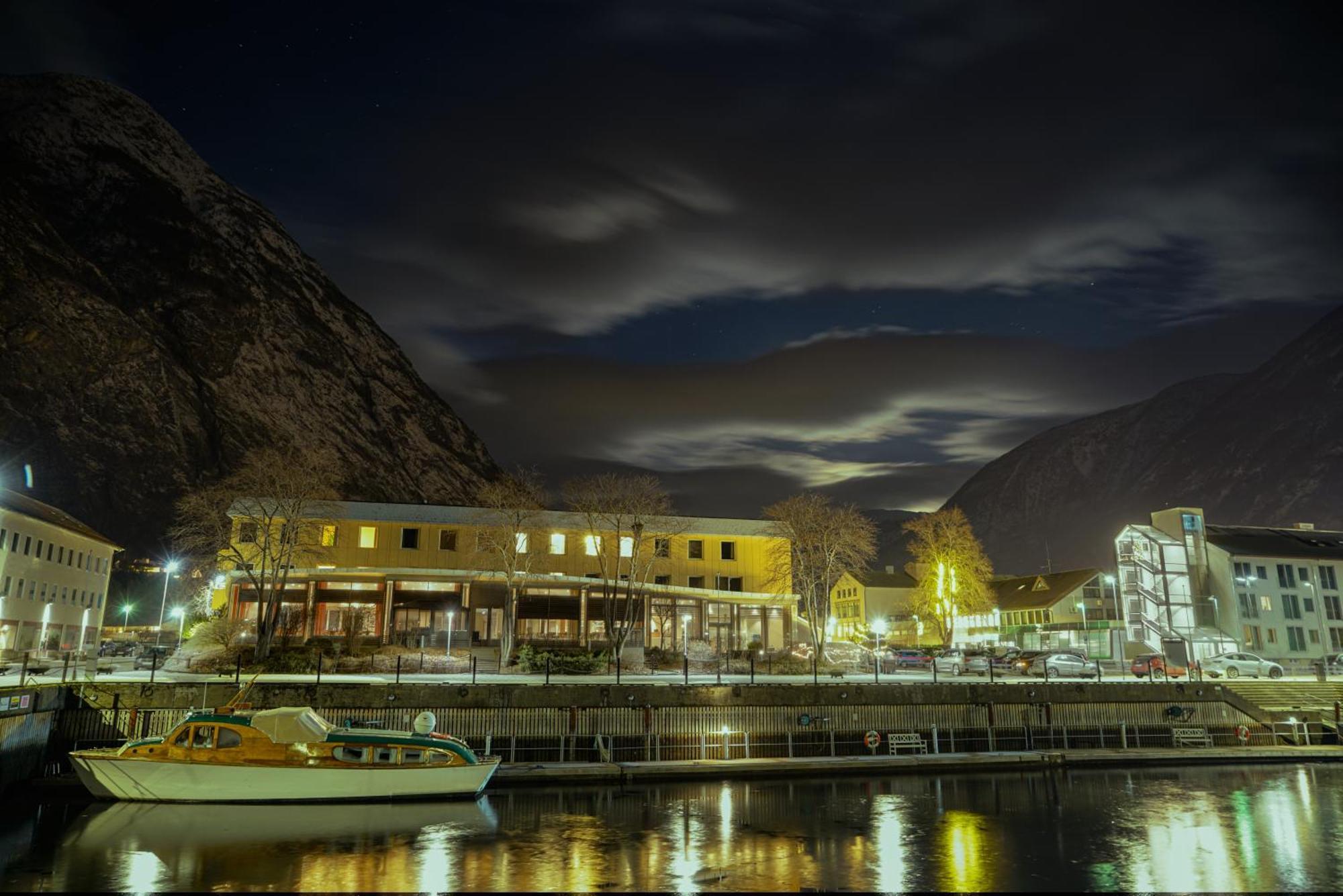 Klingenberg Hotel - Ardal Ardalstangen Экстерьер фото